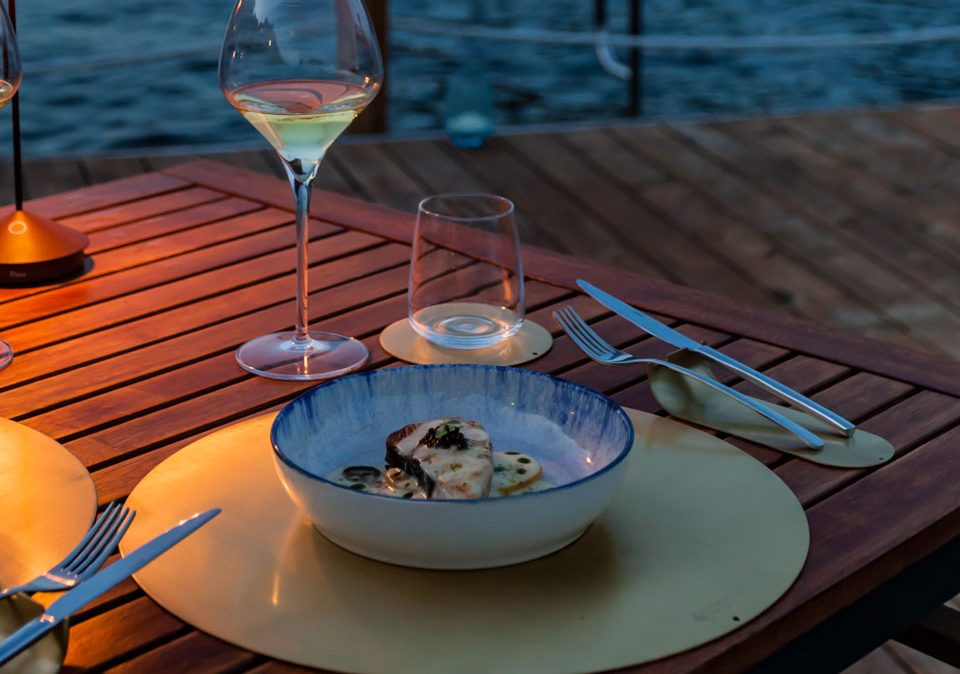 Fluctus Ischia Island food experience